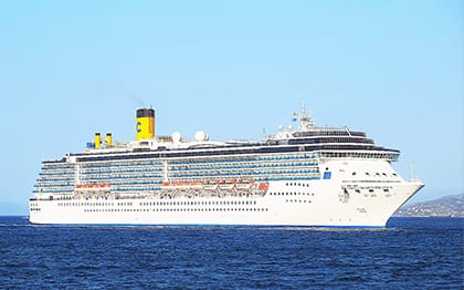 Navio Costa Mediterranea